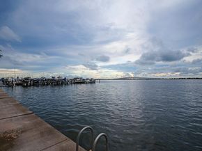 1901 Brickell Ave B2205, Miami FL 33129