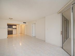 1901 Brickell Ave B2205, Miami FL 33129