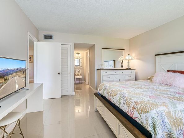 9856 Marina Blvd 1320, Boca Raton FL 33428