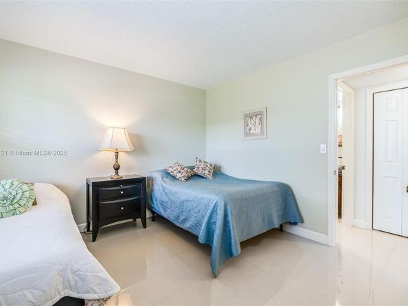 9856 Marina Blvd 1320, Boca Raton FL 33428