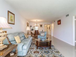 9856 Marina Blvd 1320, Boca Raton FL 33428