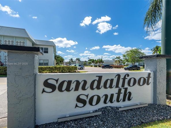 9856 Marina Blvd 1320, Boca Raton FL 33428