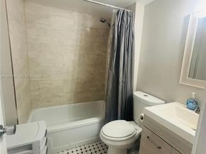 118 Royal Park Dr 1F, Oakland Park FL 33309