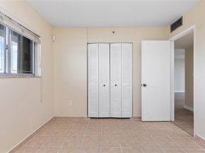 1700 NW N River Dr 708, Miami FL 33125