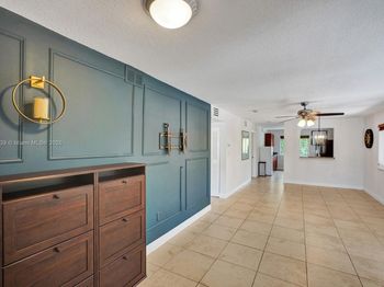 6235 SW 47th Mnr
