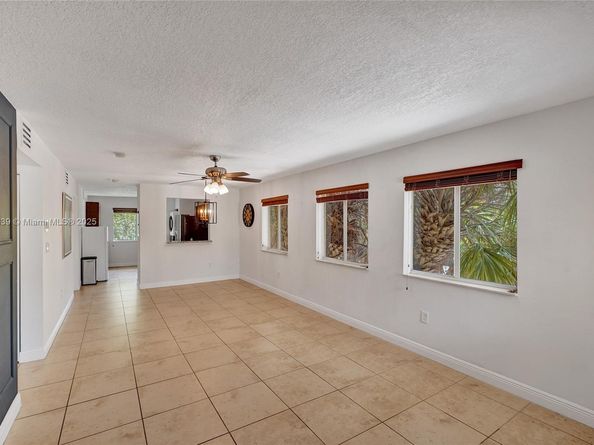 6235 SW 47th Mnr 204, Davie FL 33314