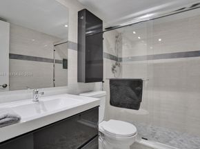 2681 S Course Dr 204, Pompano Beach FL 33069