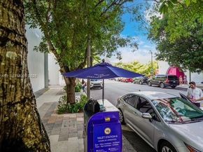 37 NE 44th St, Miami FL 33137