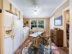 37 NE 44th St, Miami FL 33137