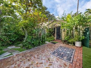 37 NE 44th St, Miami FL 33137