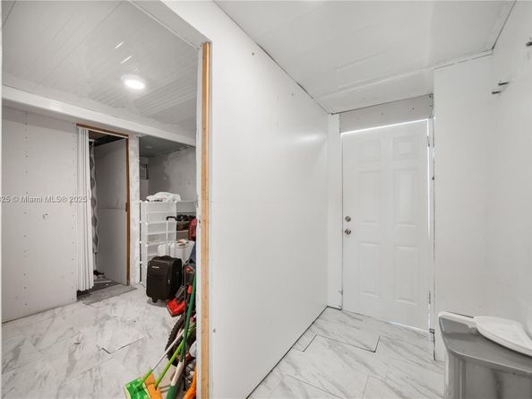 662 Tamiami Blvd, Miami FL 33144