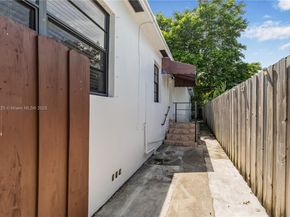 662 Tamiami Blvd, Miami FL 33144