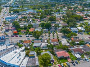 662 Tamiami Blvd, Miami FL 33144