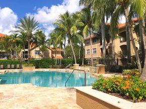 100 SW 117th Ter 2303, Pembroke Pines FL 33025