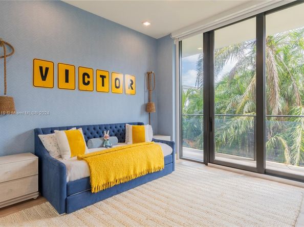 3581 E Glencoe St 203, Miami FL 33133