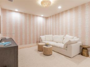 3581 E Glencoe St 203, Miami FL 33133