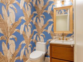 3581 E Glencoe St 203, Miami FL 33133