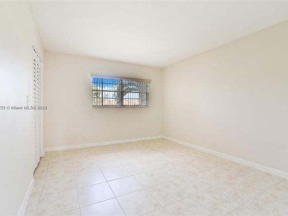 4668 NW 9th Dr 4668, Plantation FL 33317