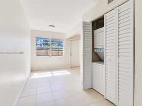 4668 NW 9th Dr 4668, Plantation FL 33317