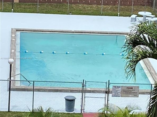 440 E 23rd St 1416, Hialeah FL 33013