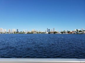16570 NE 26th Ave 6B, North Miami Beach FL 33160