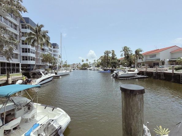 16570 NE 26th Ave 6B, North Miami Beach FL 33160