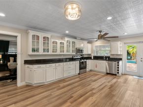1652 NE 39th St, Oakland Park FL 33334