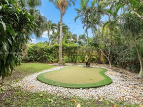 1652 NE 39th St, Oakland Park FL 33334