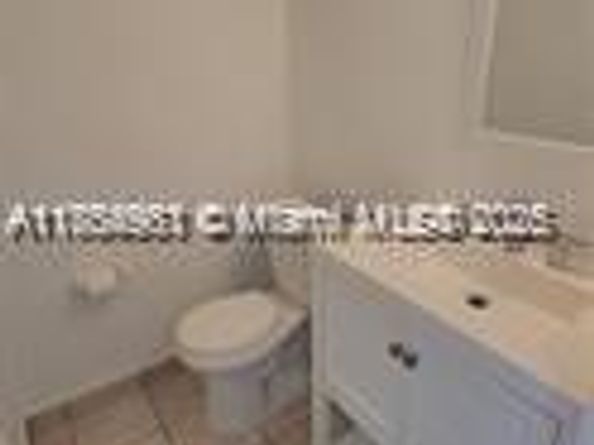 13155 Ixora Ct 311, North Miami FL 33181