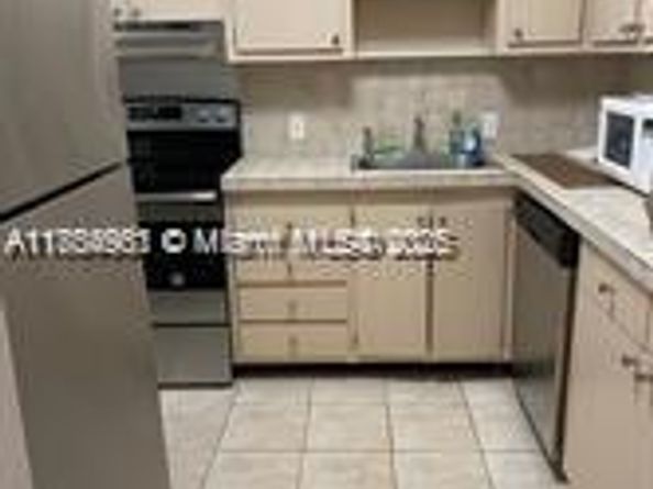 13155 Ixora Ct 311, North Miami FL 33181