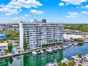 13155 Ixora Ct