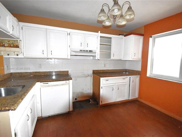 3571 Inverrary Dr 401, Lauderhill FL 33319