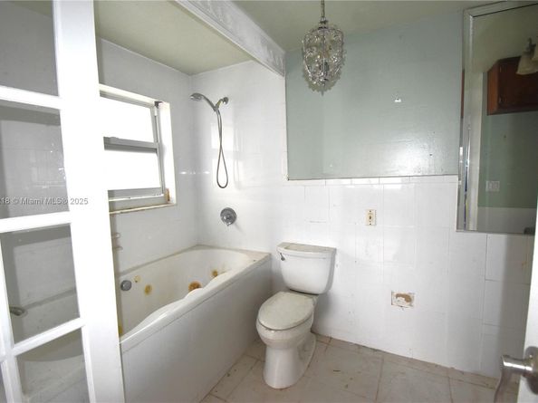 3571 Inverrary Dr 401, Lauderhill FL 33319
