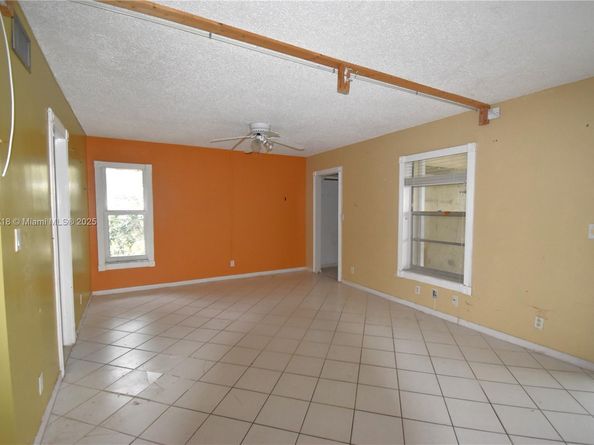 3571 Inverrary Dr 401, Lauderhill FL 33319
