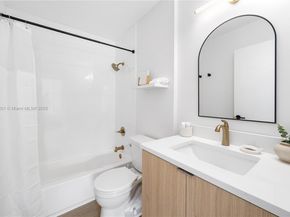 401 N 6th Ave N, Lake Worth FL 33460