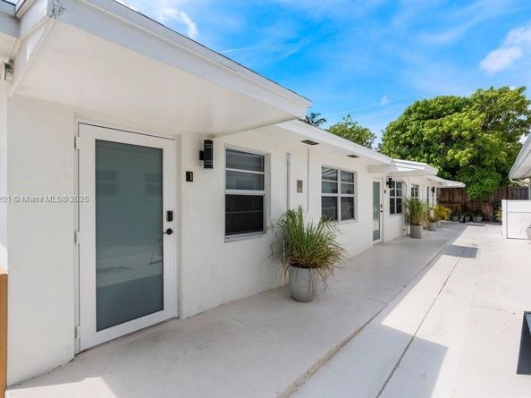 401 N 6th Ave N, Lake Worth FL 33460