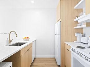 401 N 6th Ave N, Lake Worth FL 33460