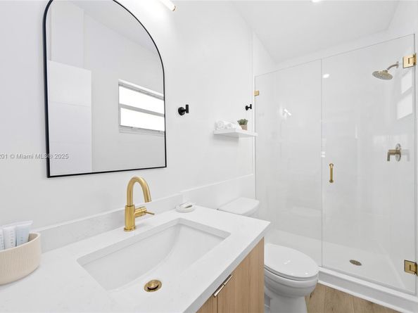 401 N 6th Ave N, Lake Worth FL 33460