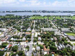 401 N 6th Ave N, Lake Worth FL 33460