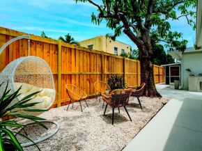 401 N 6th Ave N, Lake Worth FL 33460