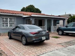 Undisclosed Address #A11964468, Miami FL 33125