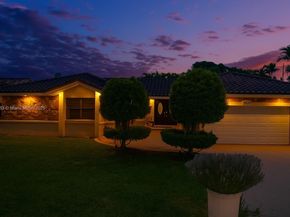 20045 NW 65th Ct, Hialeah FL 33015