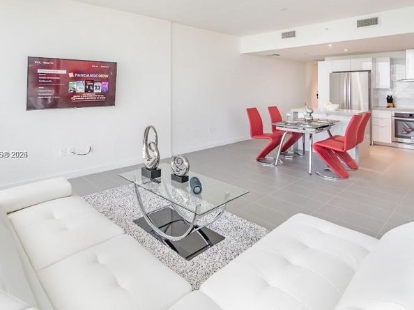 1600 NE 1st Ave 1916, Miami FL 33132