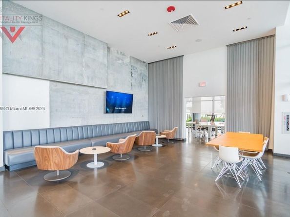 1600 NE 1st Ave 1916, Miami FL 33132