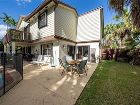 15552 SW 48th St, Miami FL 33185