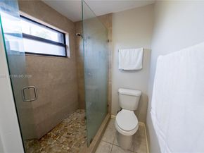 15552 SW 48th St, Miami FL 33185