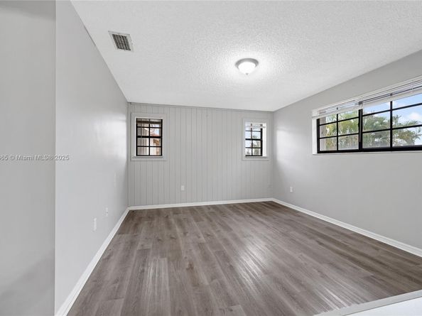 11351 SW 144th Ave, Miami FL 33186