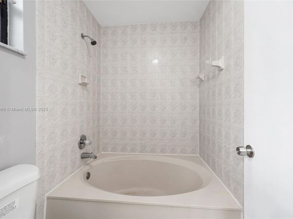 11351 SW 144th Ave, Miami FL 33186