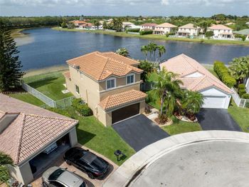4242 Magnolia Ridge Dr