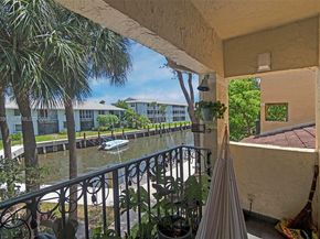 1105 Lake Shore Dr 202, Lake Park FL 33403